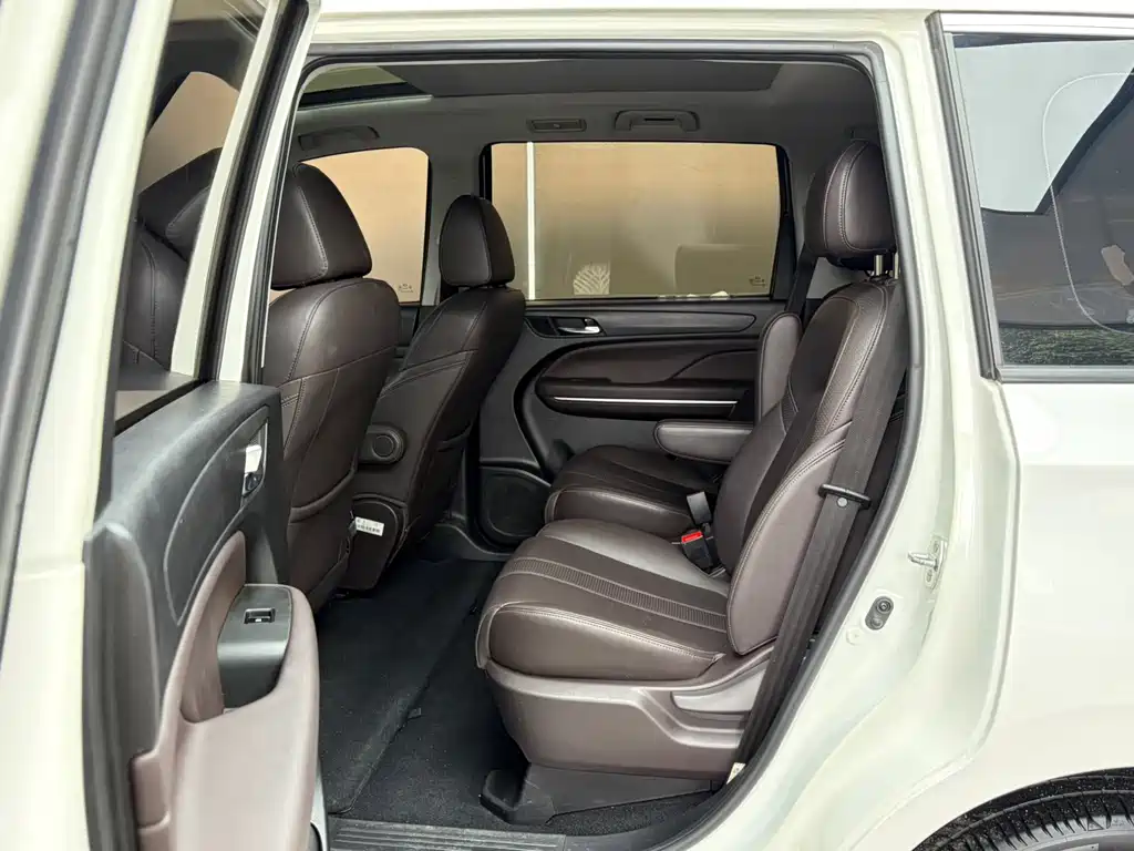 GAC Trumpchi M6 2019 270T DCT Premium Edition (6-Seater) China VI