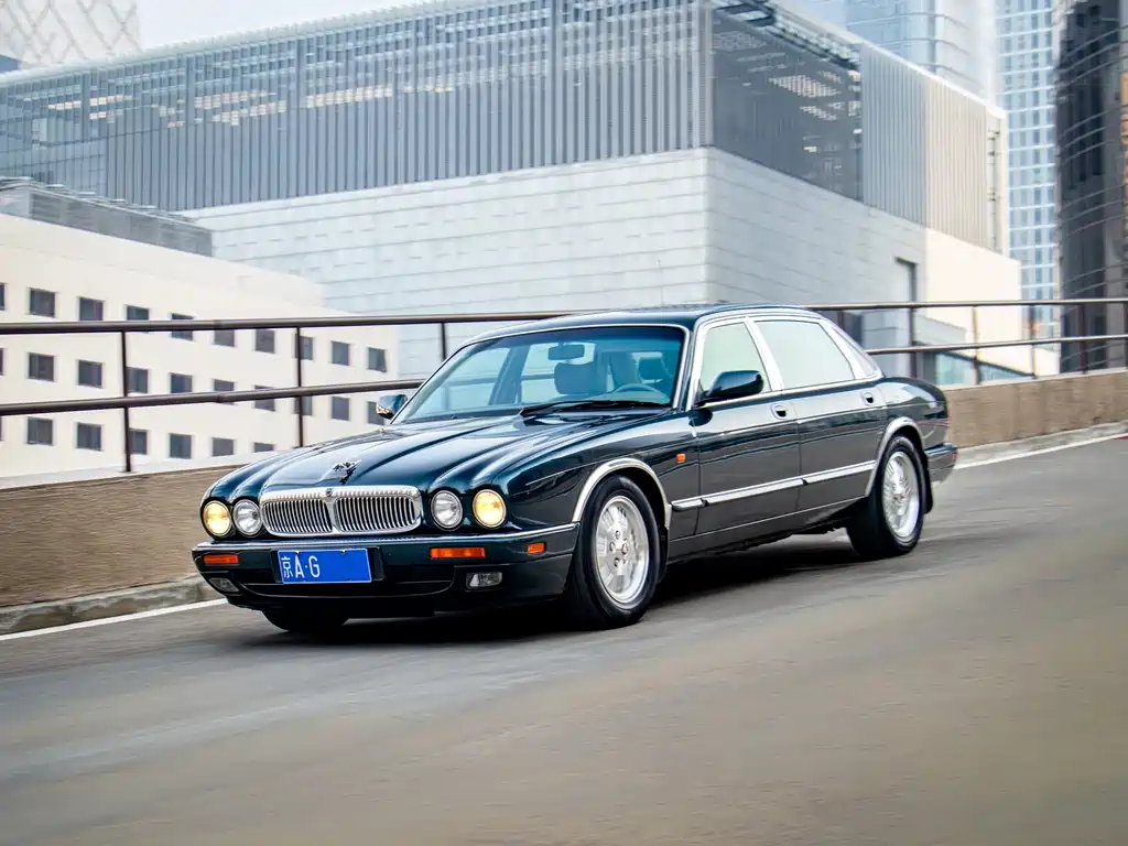 Jaguar XJ 1997 XJ6 4.0L