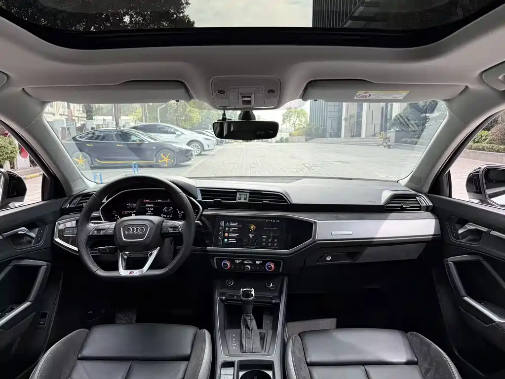 Audi Q3 Sportback 2023 40 TFSI Fashion