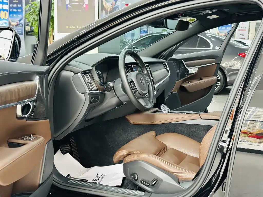 Volvo S90 2021 B5 Inscription