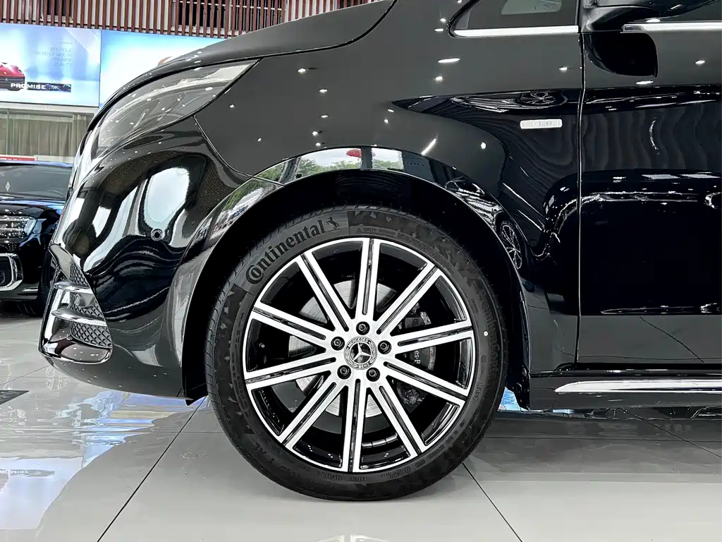 Mercedes-Benz V-Class 2022 V 260 L Long Wheelbase Luxury Edition