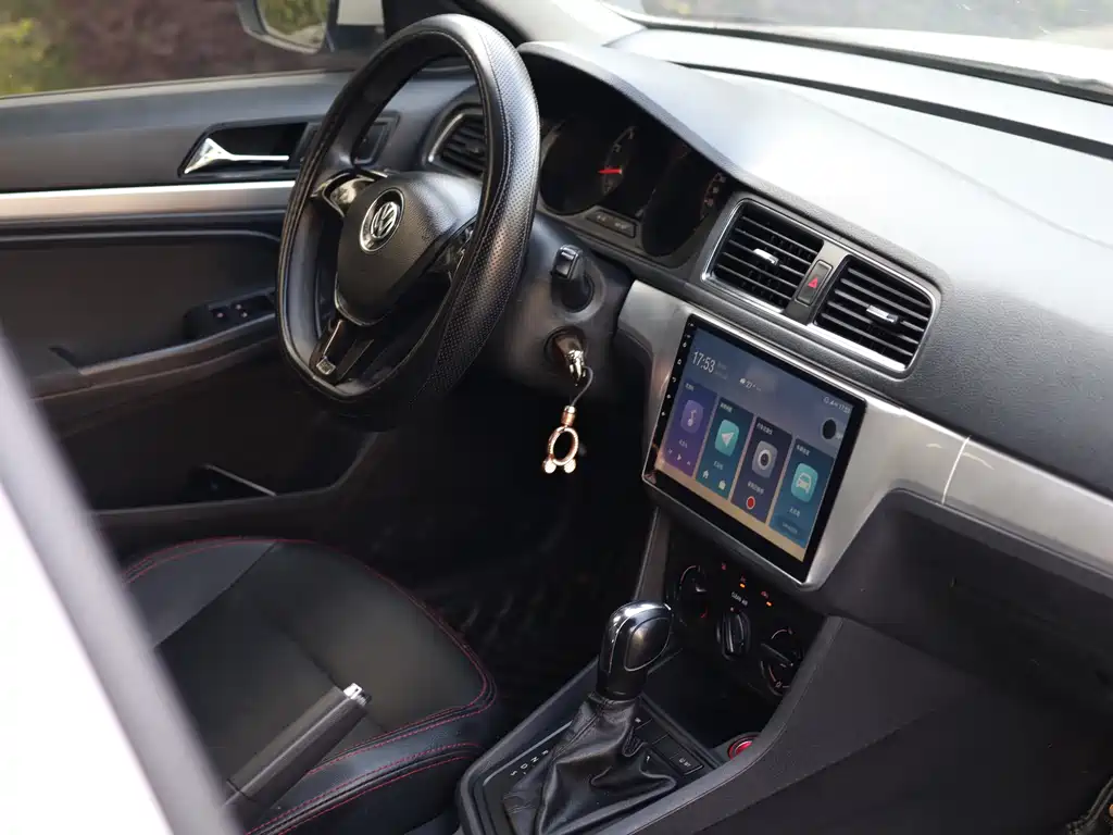 Volkswagen Lavida 2017 1.6L Automatic Fashion Edition