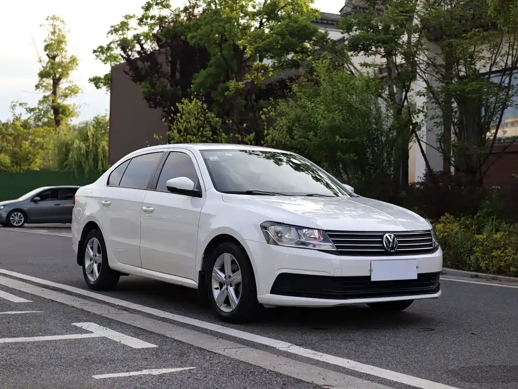 Volkswagen Lavida 2017 1.6L Automatic Fashion Edition