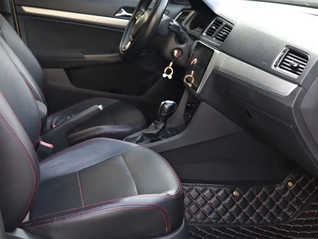 Volkswagen Lavida 2017 1.6L Automatic Fashion Edition
