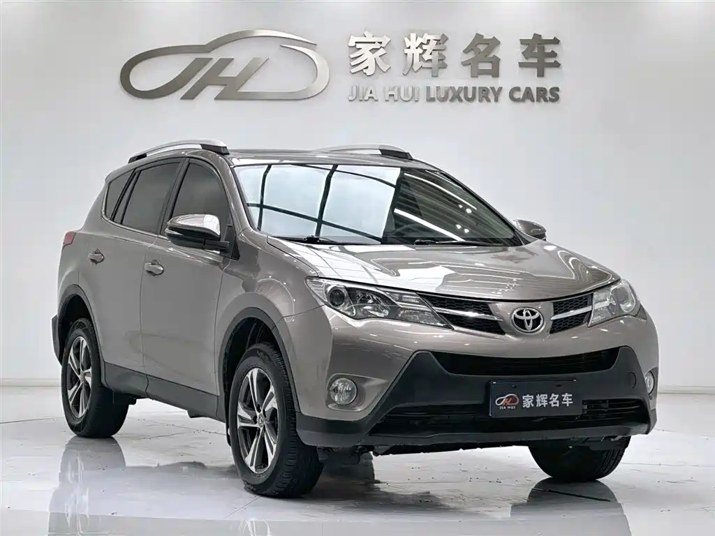 RAV4 2015 2.0L CVT FWD Fashion Edition