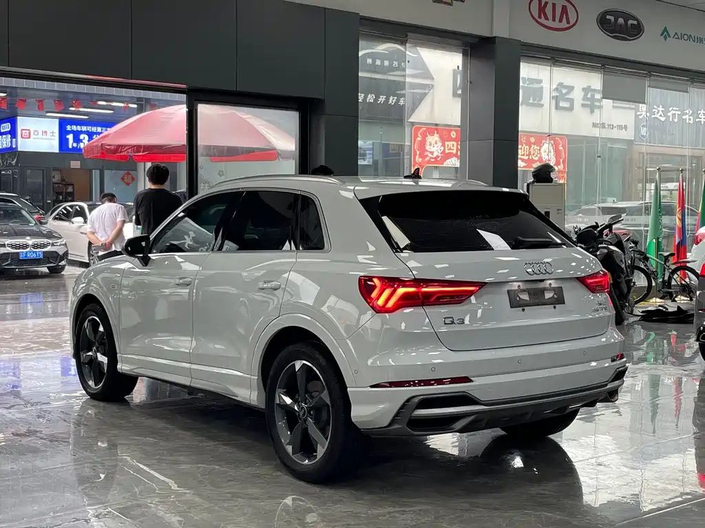 Audi Q3 2022 35 TFSI Fashion Dynamic