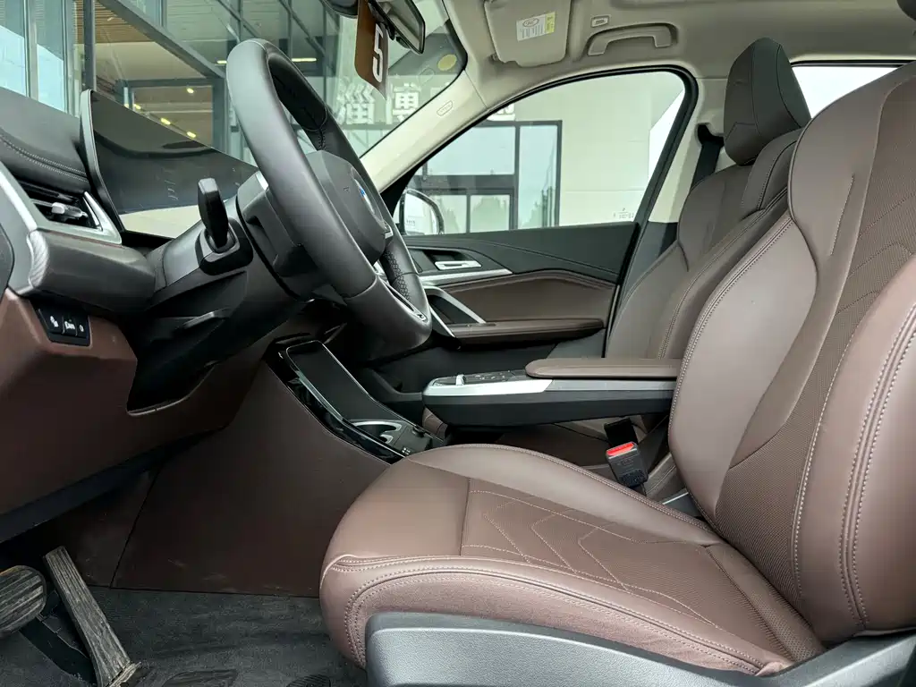 BMW iX1 2023 eDrive25L M Sport Package