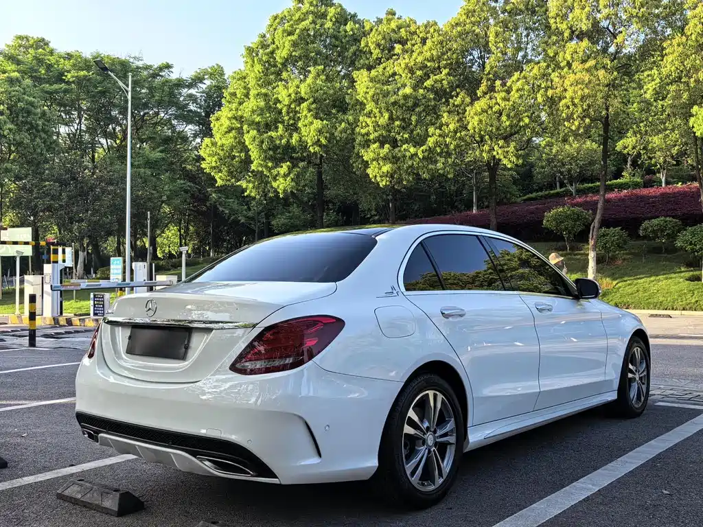 Mercedes-Benz C-Class 2016 C 200 L Sport