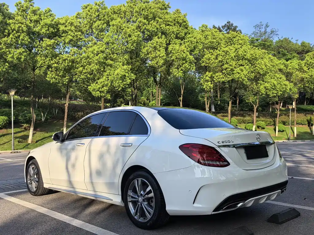 Mercedes-Benz C-Class 2016 C 200 L Sport