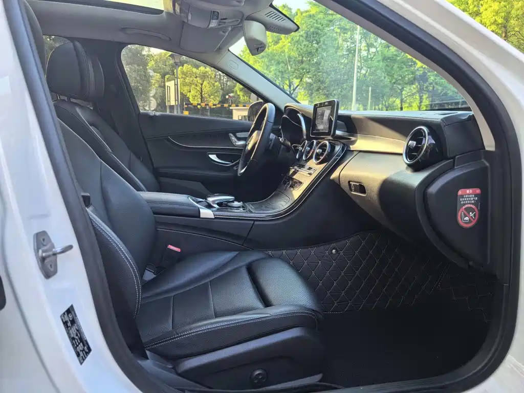 Mercedes-Benz C-Class 2016 C 200 L Sport
