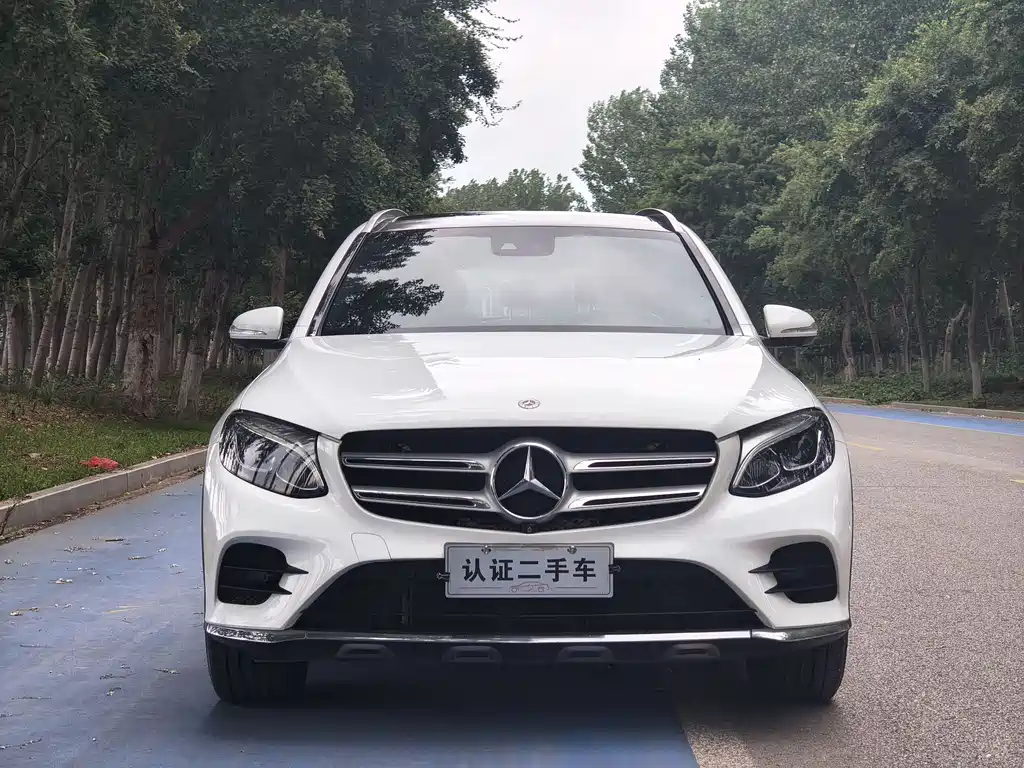 Mercedes-Benz GLC 2017 GLC 260 4MATIC Luxury