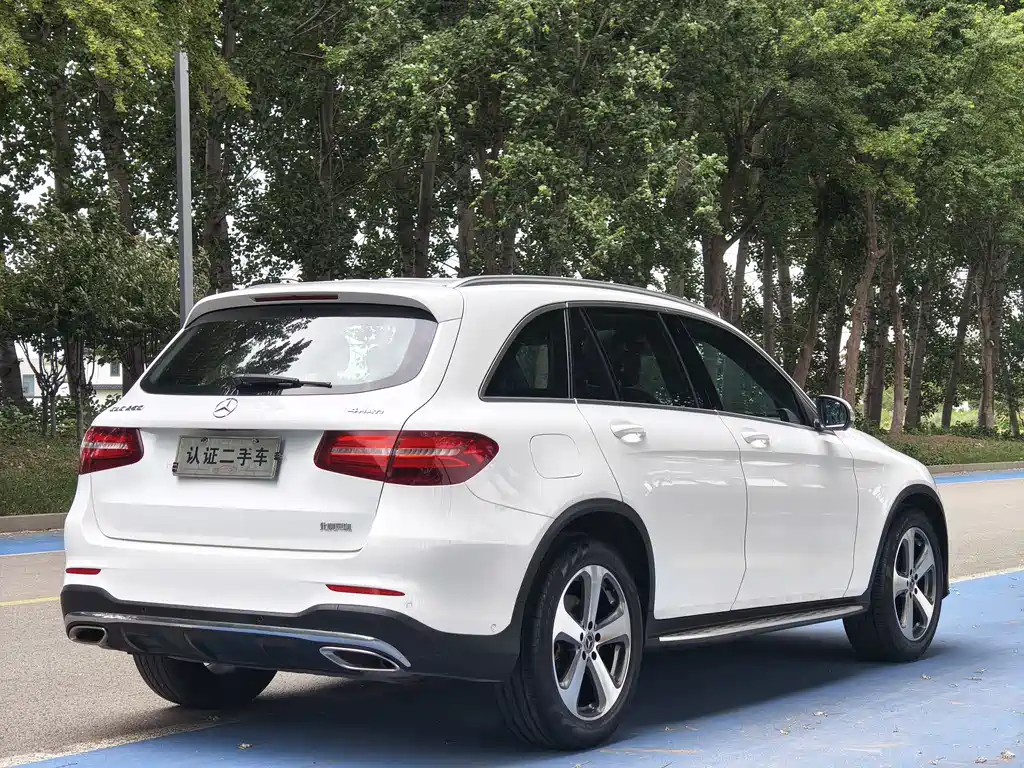 Mercedes-Benz GLC 2017 GLC 260 4MATIC Luxury