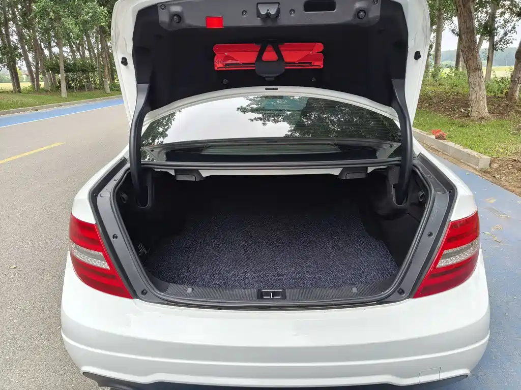 Mercedes-Benz C-Class 2013 C 180 Coupe (Import)