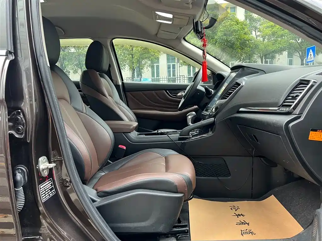 Dongfeng Fengshen AX7 2018 Classic 1.6T Automatic Elite