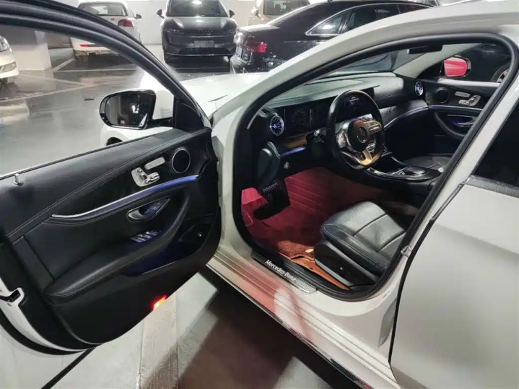 Mercedes-Benz E-Class 2019 E 300 L Sport Fashion Edition