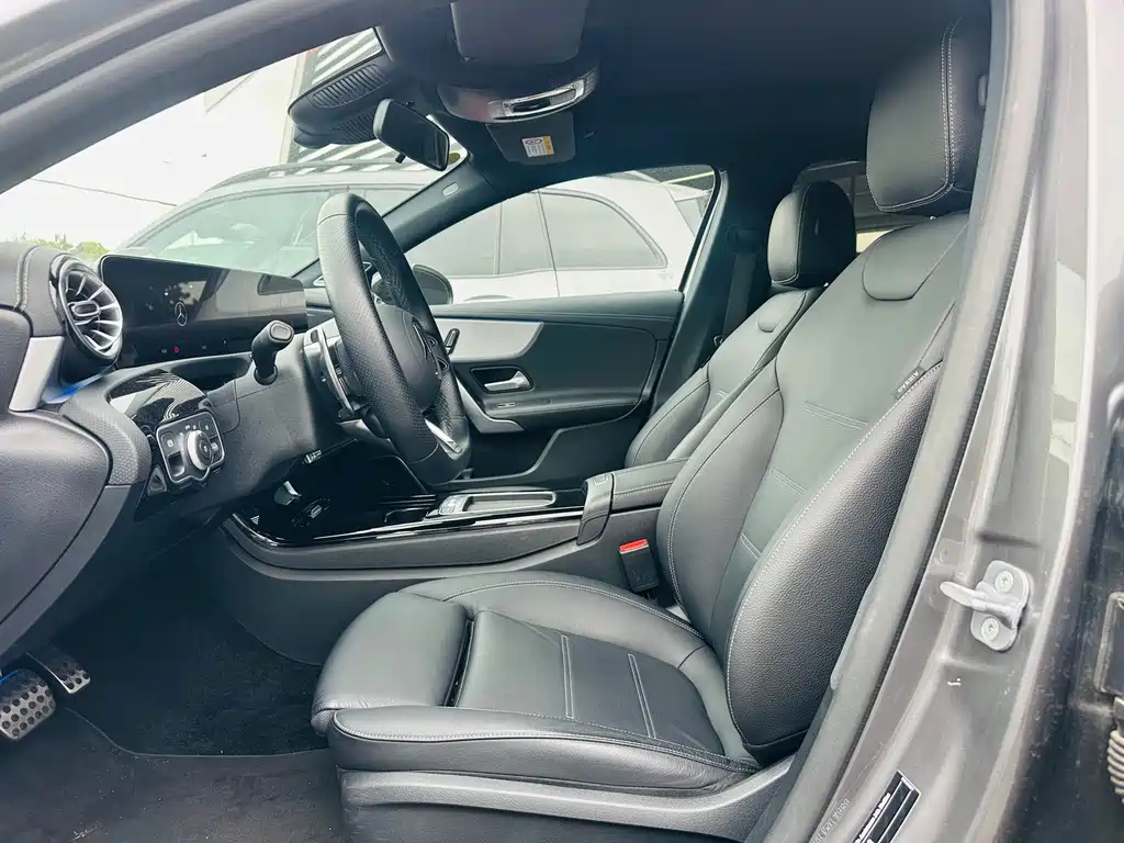 Mercedes-Benz A-Class AMG 2025 AMG A 35 L 4MATIC