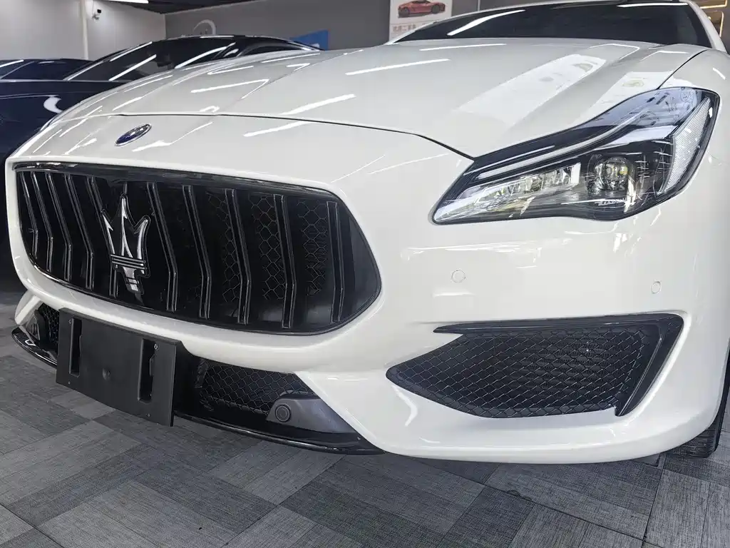 Maserati Quattroporte 2013 3.0T Standard