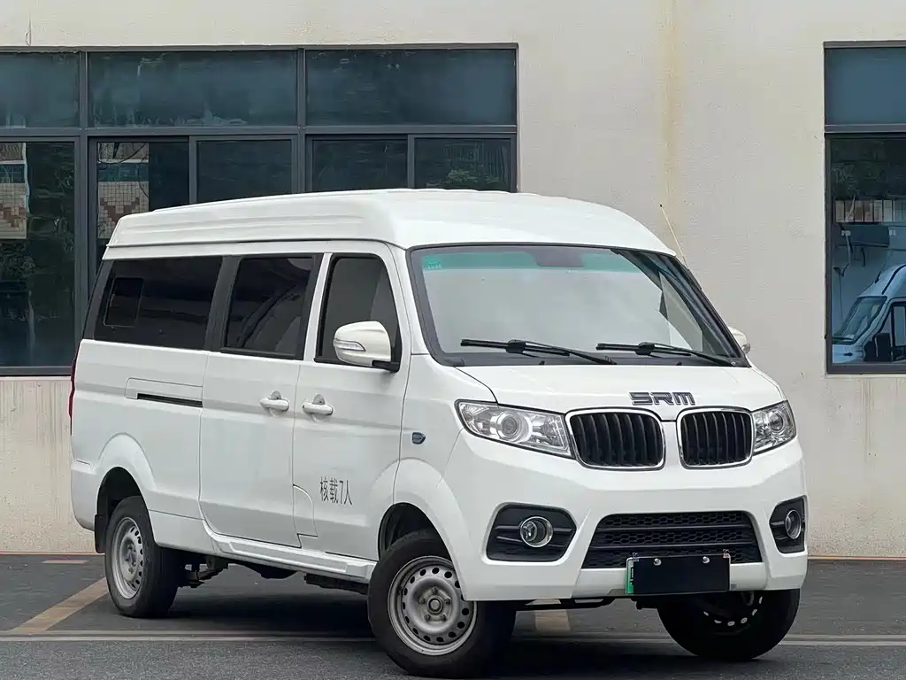 HaoYun 2023 Standard Passenger Van 6-Seater