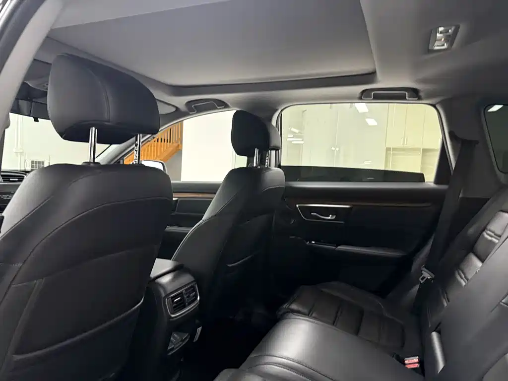 Honda CR-V 2021 240TURBO CVT 2WD Fashion Edition