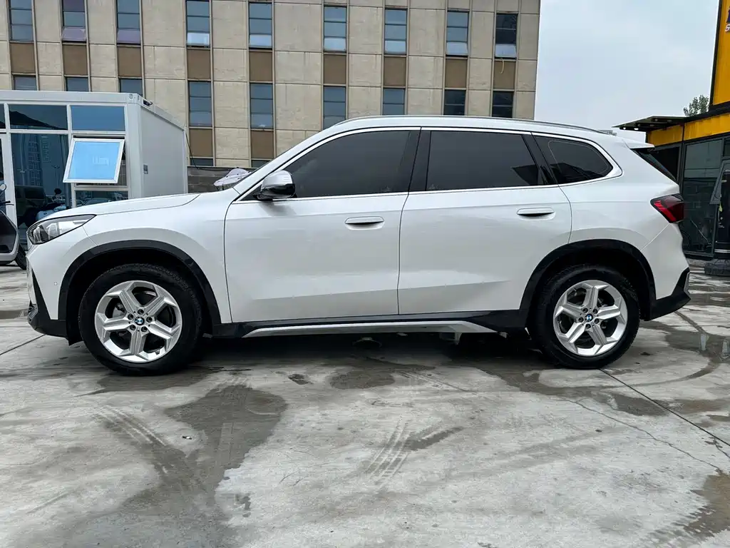 BMW X1 2023 sDrive20Li X Design Package