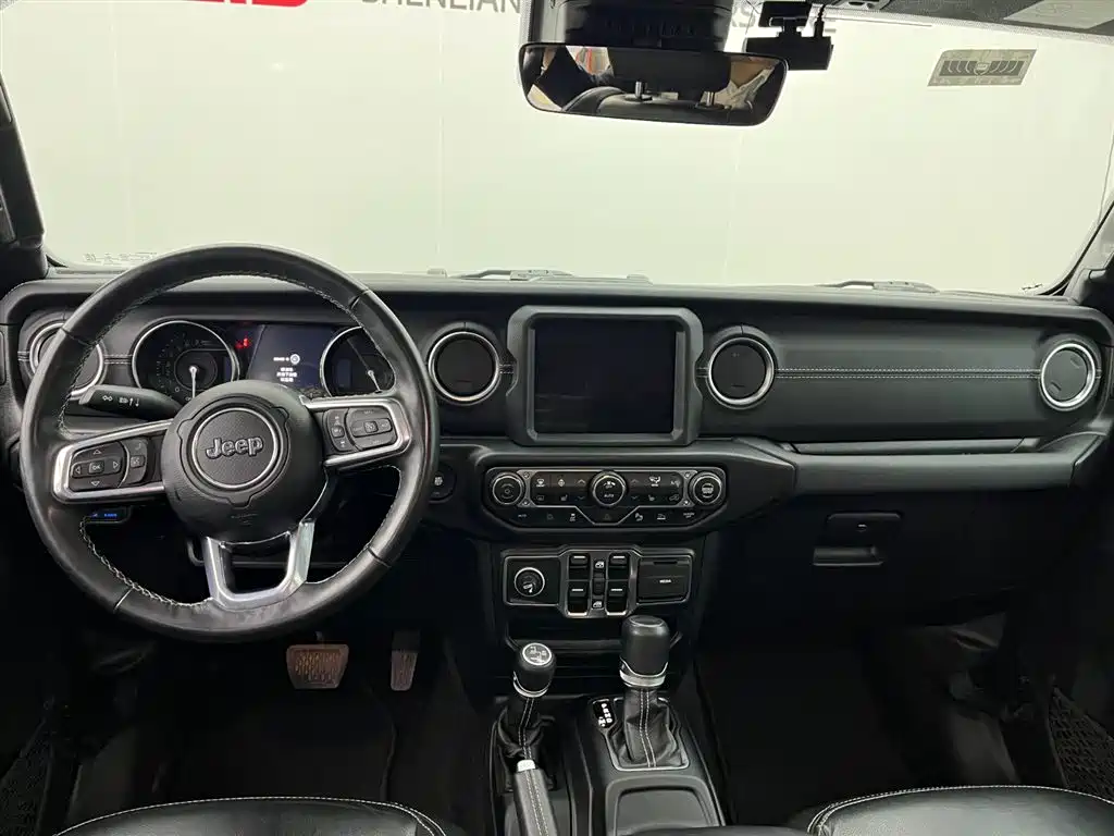 Jeep Wrangler 4xe Sahara 2021