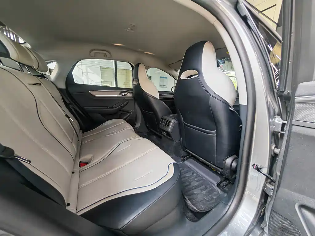 BYD Destroyer 05 2023 Champion Edition DM-i 120KM Premium