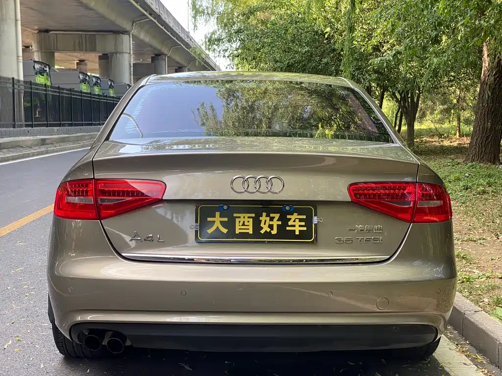 Audi A4L 2013 35 TFSI Automatic Standard Edition