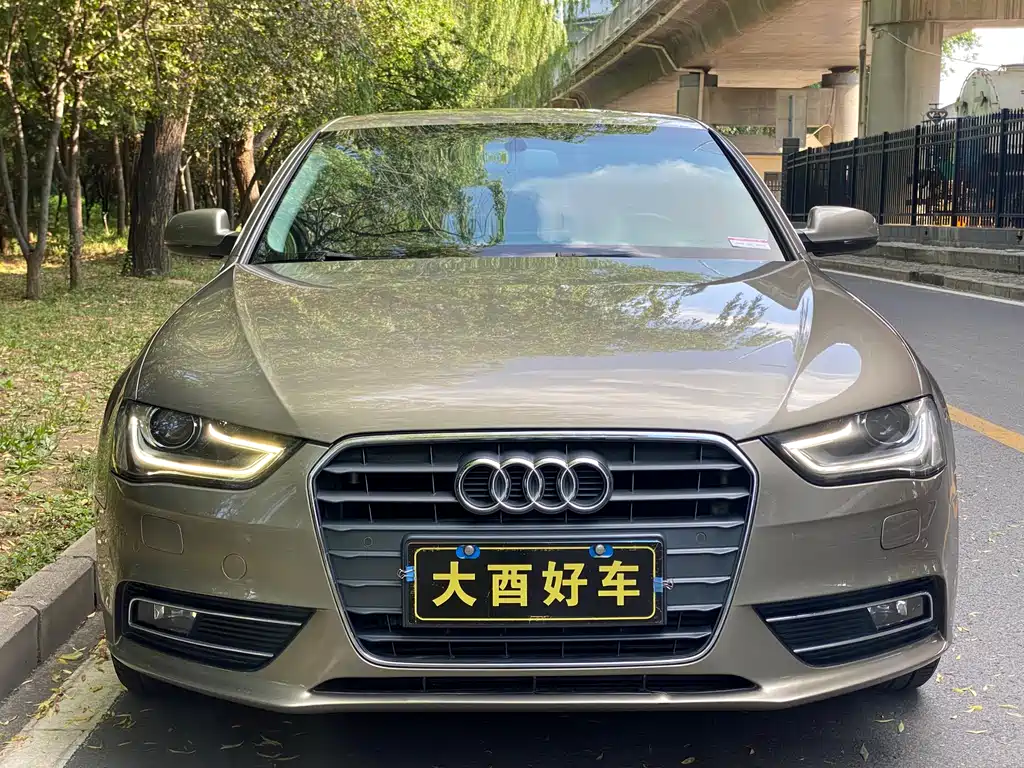 Audi A4L 2013 35 TFSI Automatic Standard Edition