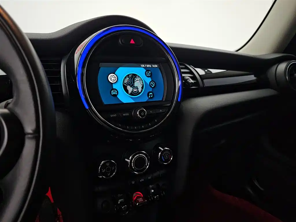 MINI 2021 1.5T ONE PLUS