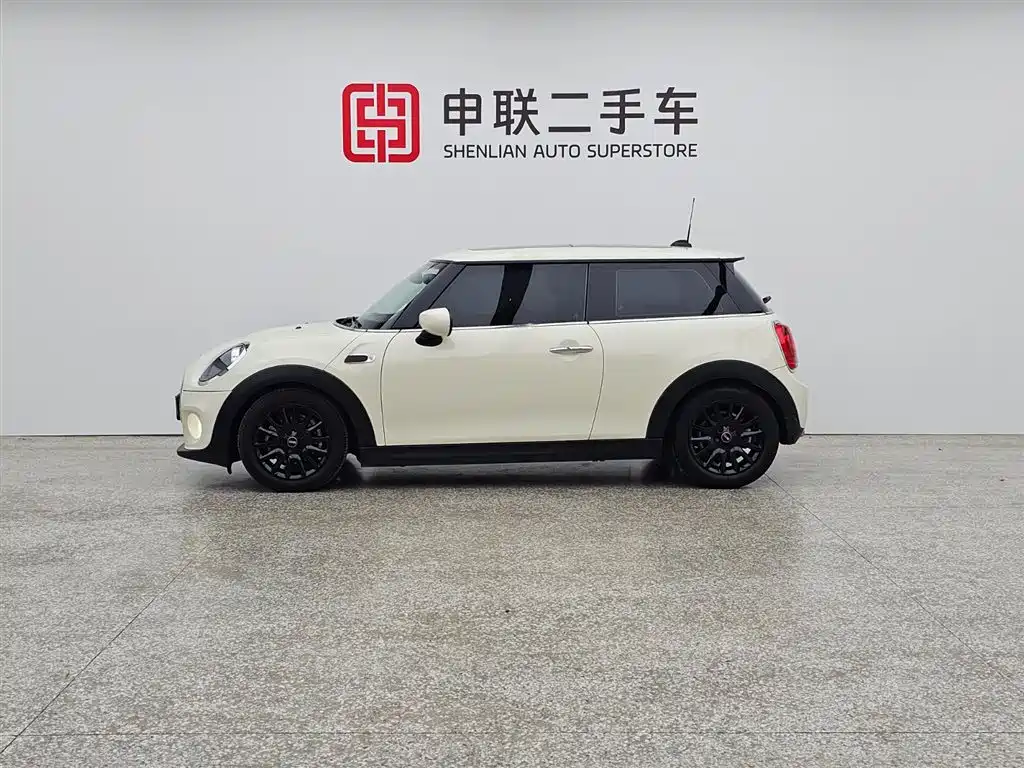MINI 2021 1.5T ONE PLUS
