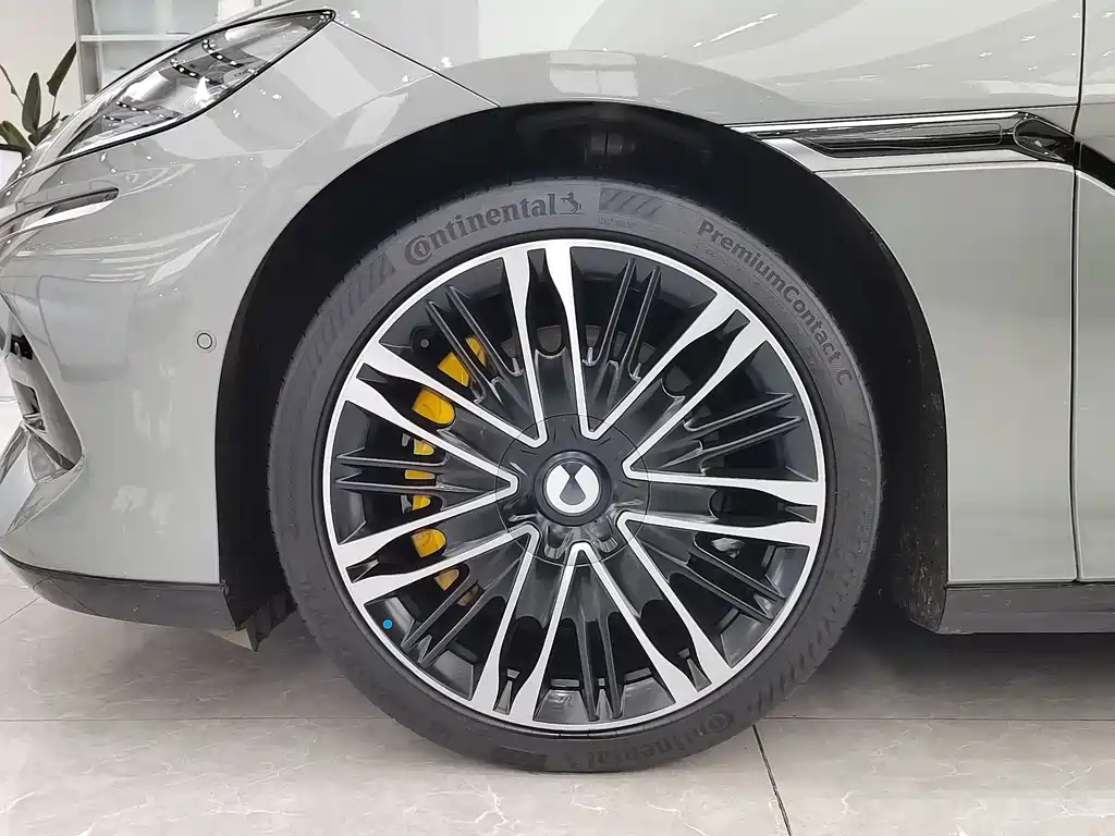 Denza Z9GT 2024 1100 AWD Ultra Edition