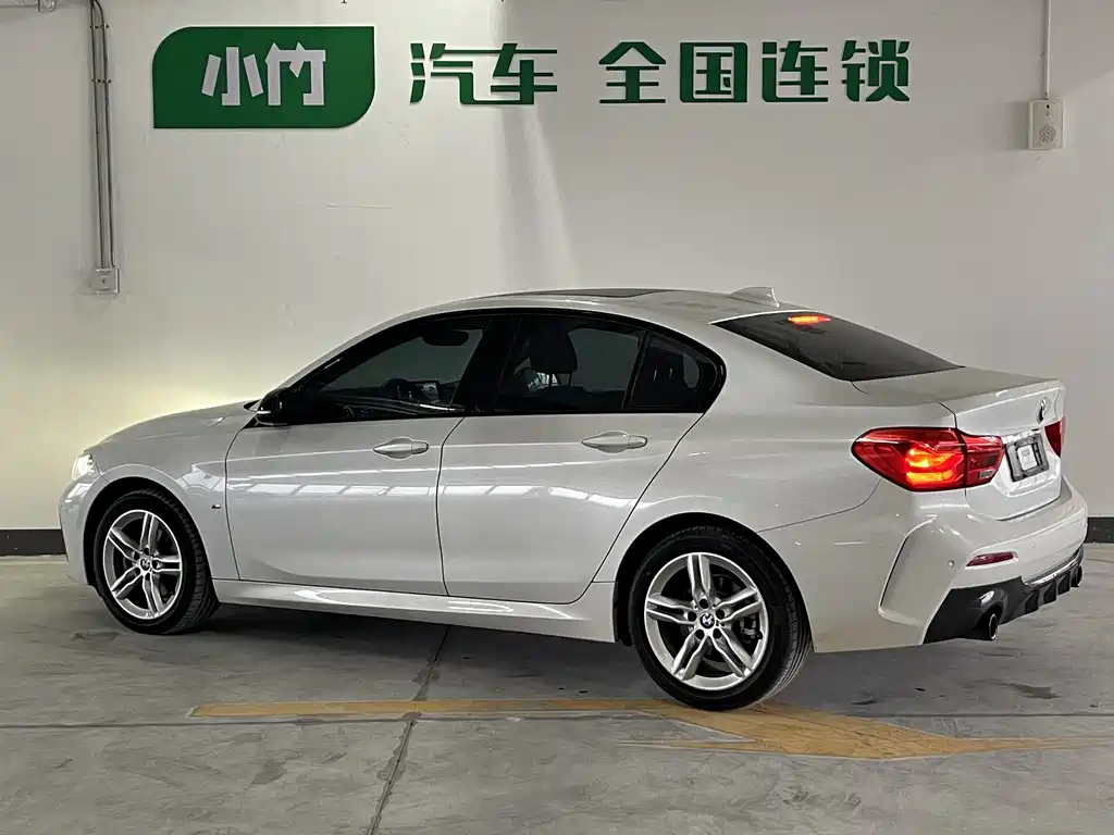 BMW 1 Series 2022 120i M Sport Night Edition