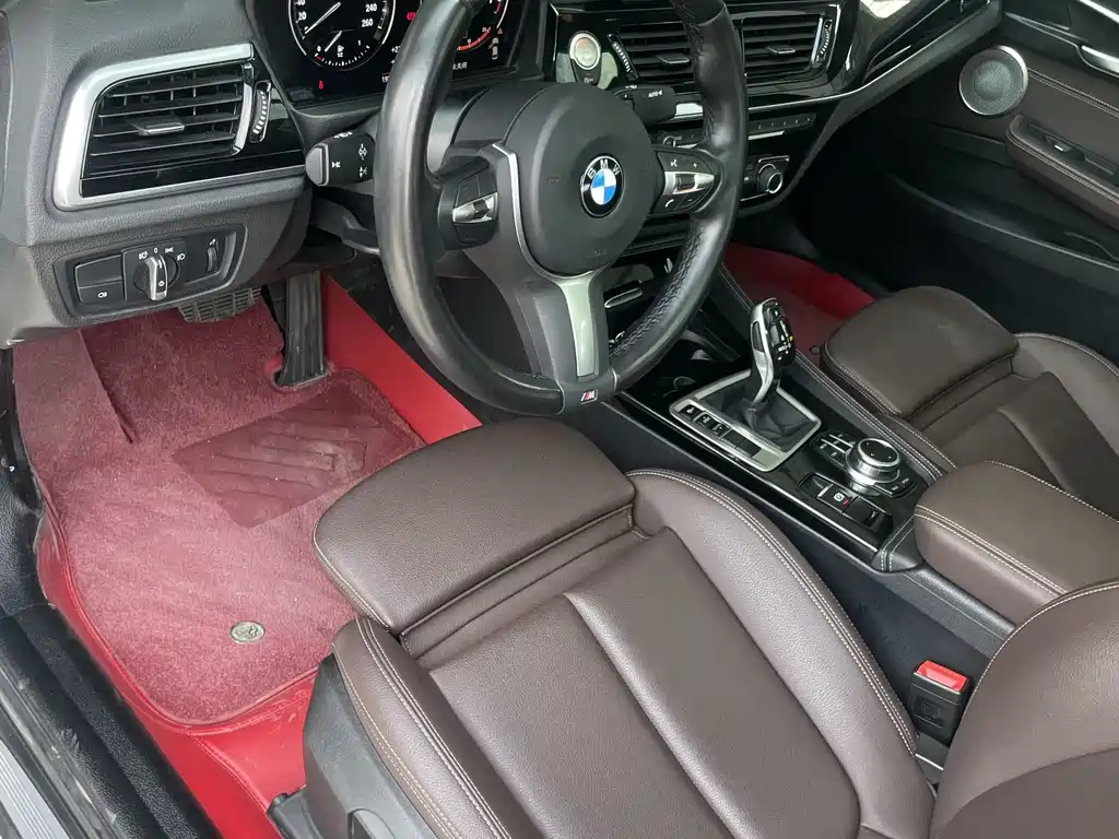 BMW 1 Series 2022 120i M Sport Night Edition