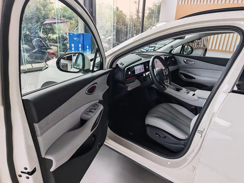 Sea Lion 05 EV 2025 520KM Flagship Intelligent Navigation Edition