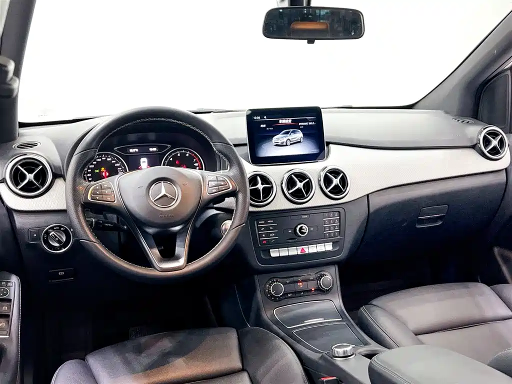 Mercedes-Benz B-Class 2017 B 200 Dynamic