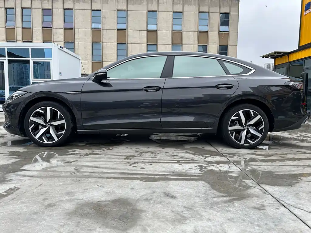 Volkswagen Lamando L 2022 280TSI DSG Cool & Spicy Edition