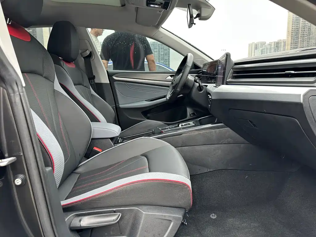 Volkswagen Lamando L 2022 280TSI DSG Cool & Spicy Edition