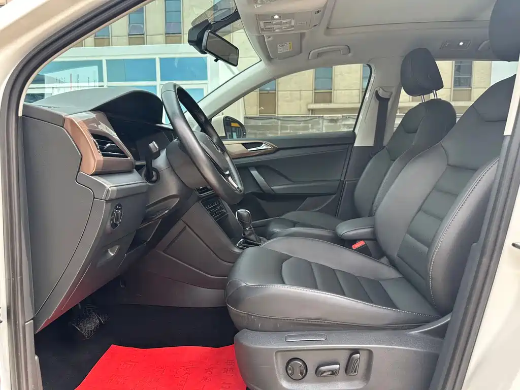 Volkswagen Tharu 2022 280TSI FWD Luxury Edition