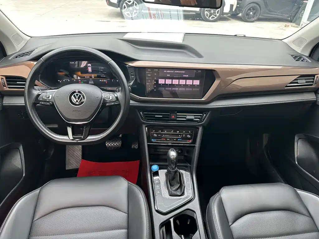 Volkswagen Tharu 2022 280TSI FWD Luxury Edition