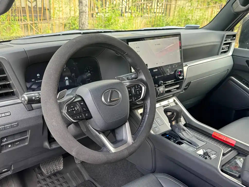 Lexus GX 2024 OVERTRAIL