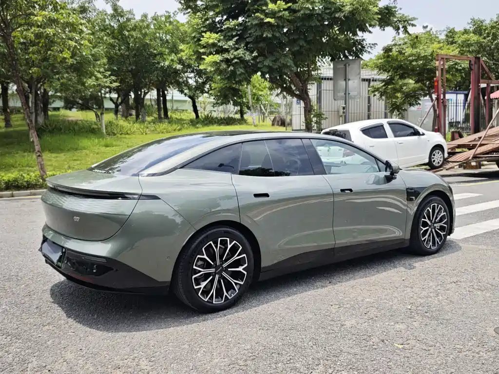 Zeekr 007 2025 Long Range AWD Intelligent Driving Edition 100kWh