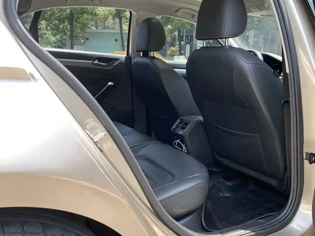 Volkswagen Lamando 2015 280TSI DSG Comfort Edition