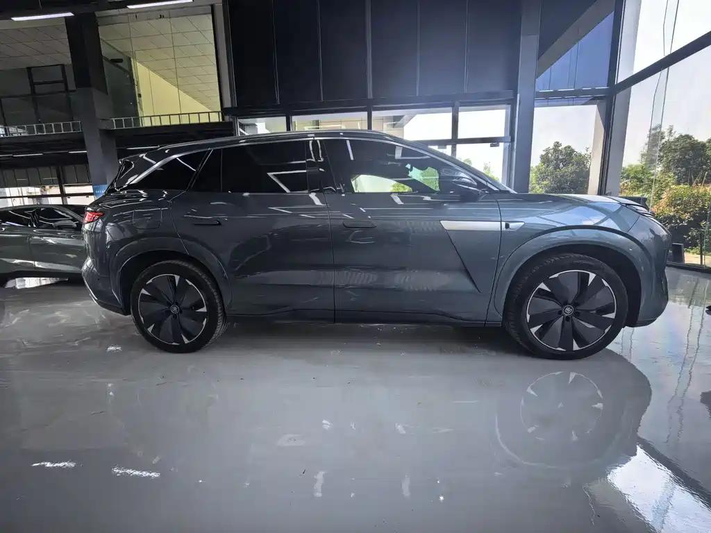 BYD Tang L 2025 EV 600km AWD LiDAR Flagship Edition