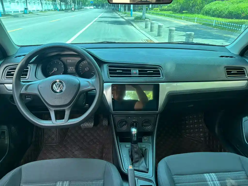 Volkswagen Lavida 2019 1.5L Automatic Fashion Edition China VI