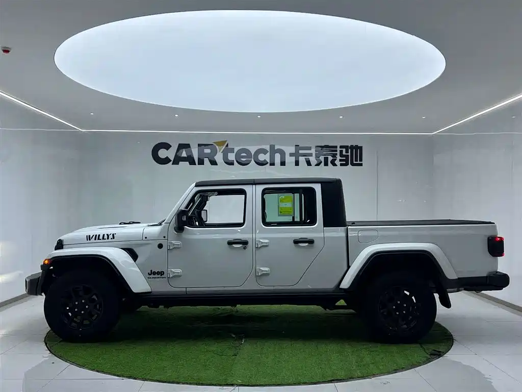 2023 Jeep Gladiator Overland 3.6L