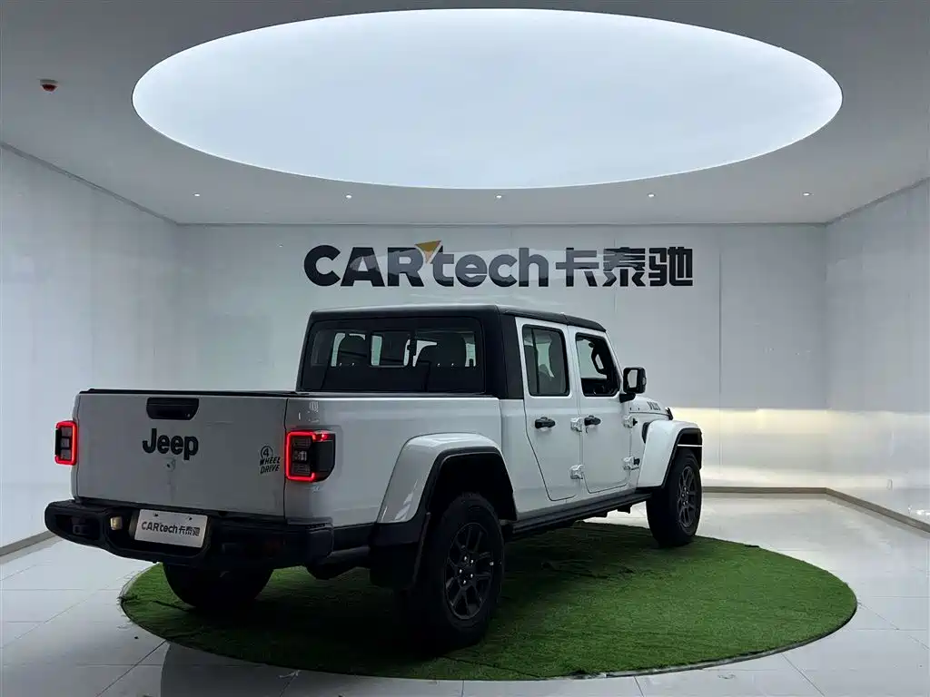 2023 Jeep Gladiator Overland 3.6L