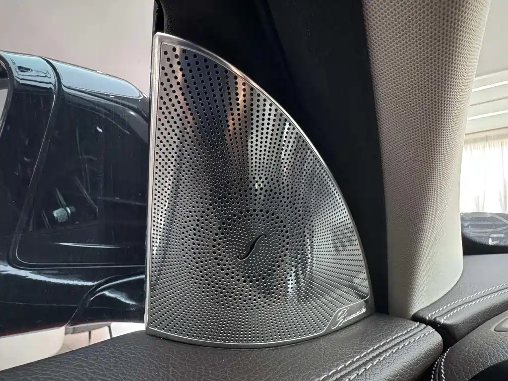 Mercedes-Benz E-Class 2022 E 260 L