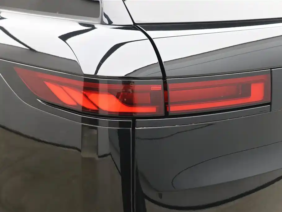 Range Rover Sport 2024 400PS Dynamic SE