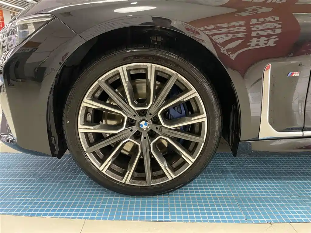 BMW 7 Series 2019 740Li xDrive Executive M Sport Package