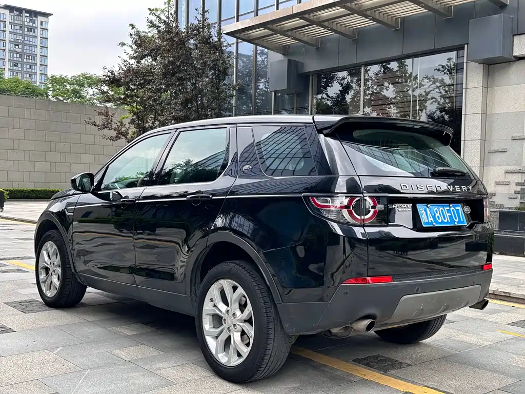 Land Rover Discovery Sport 2016 2.0T SE